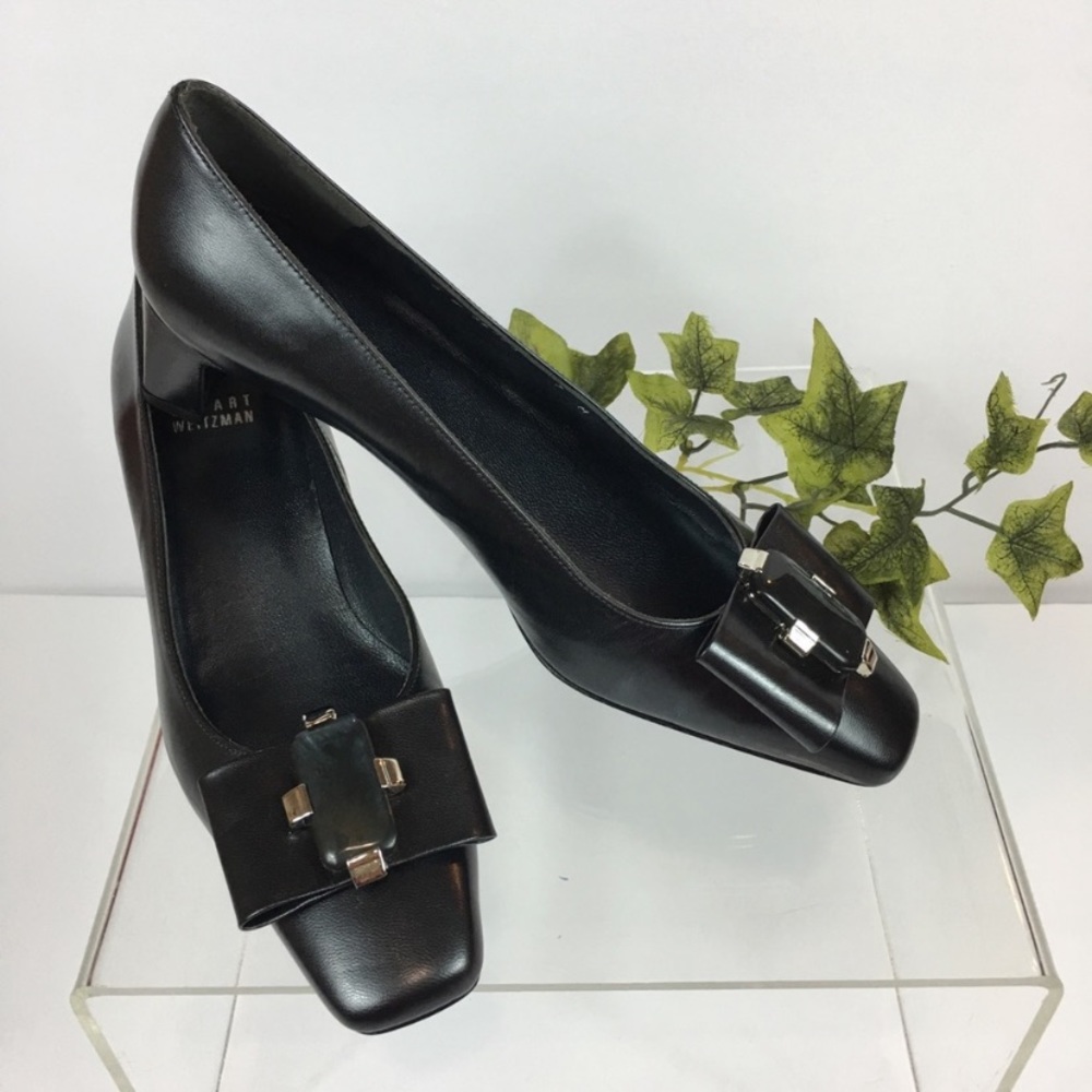Stuart Weitzman asphalt gray leather pumps